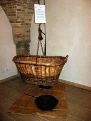 La pesatura dei bozzoli